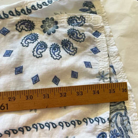 Johnny Was White and Blue 100% Linen Embroidered Boxy Dress - Picture 14 of 15